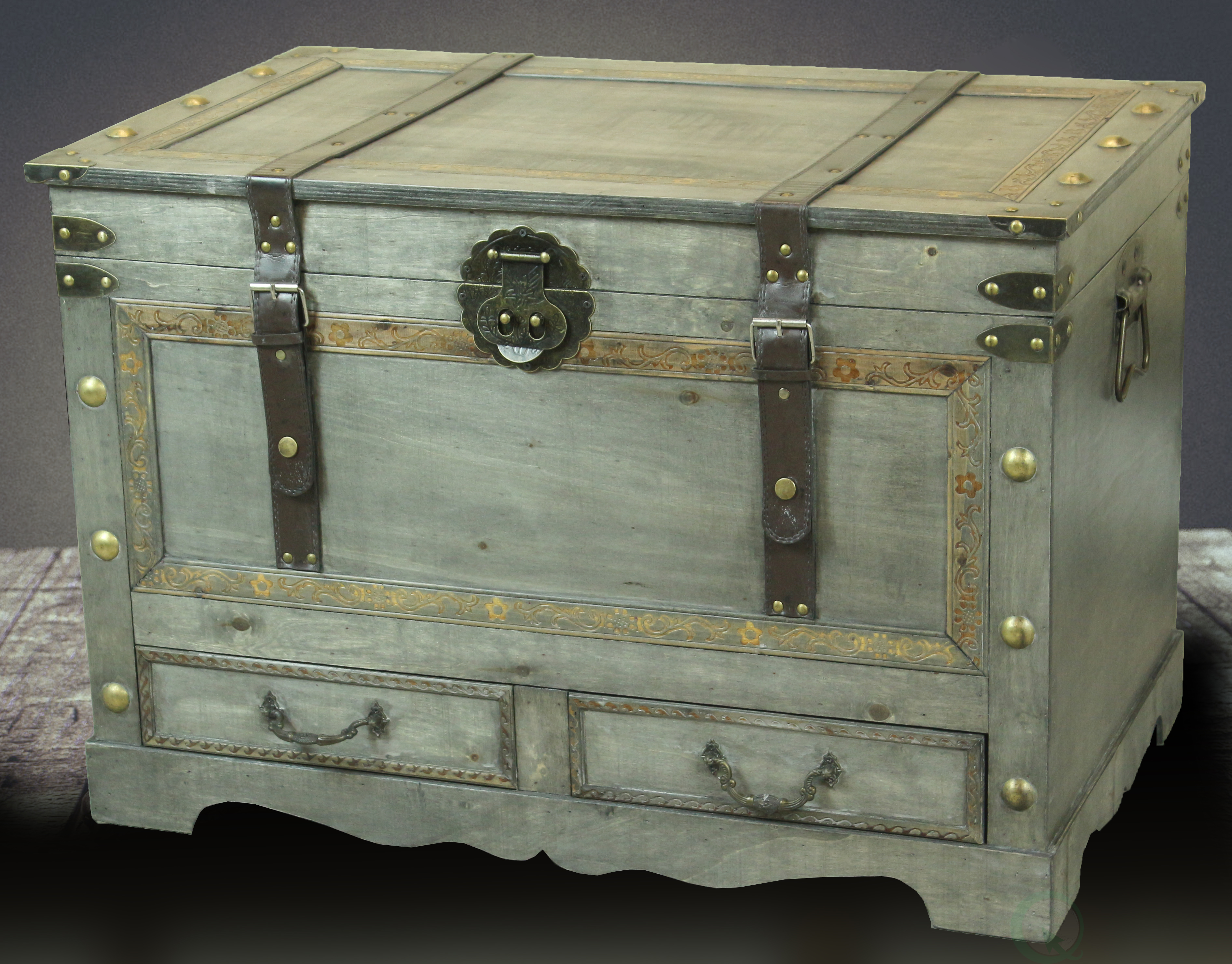 Rustic Gray Large Wooden Storage Trunk Coffee Table with ...